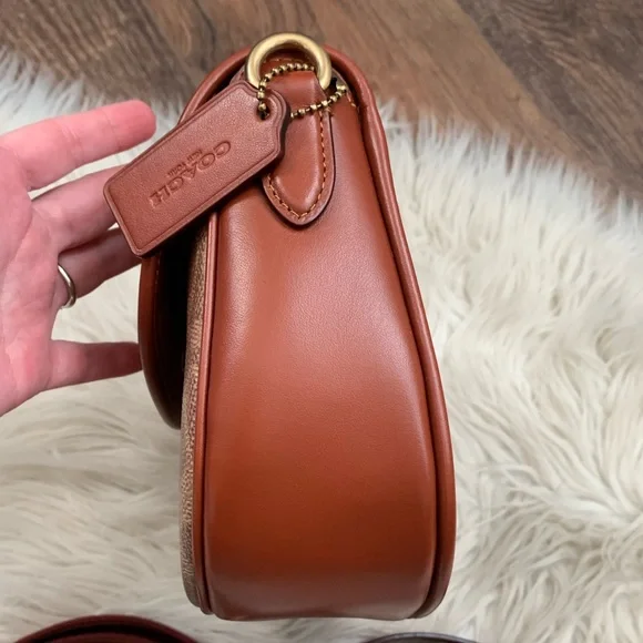 Coach Willow Saddle Bag Signature B4/ Tan Rust - Picture 9 of 16